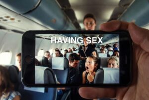 THIS GIRL WAS CAUGHT IN MID-FLIGHT HAVING SE… ON A PACKED PLANE — THE VIRAL VIDEO JUST TRIGGERED $214,000 IN…