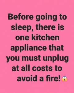 The Simple Evening Kitchen Habit Most People Ignore Why Unplugging Your Air Fryer Could Help Prevent Accidents At Home