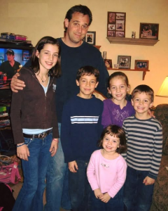 The Secret Inside a Wooden Box That Changed Everything About Our Family